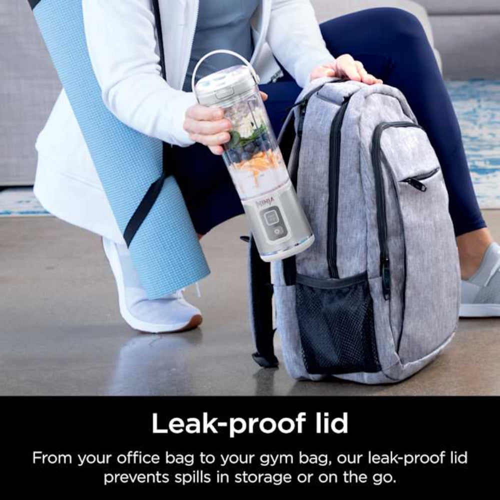 Licuadora portátil inalámbrica Ninja Blast BC151BK de 18 oz con tapa a prueba de fugas, color negro