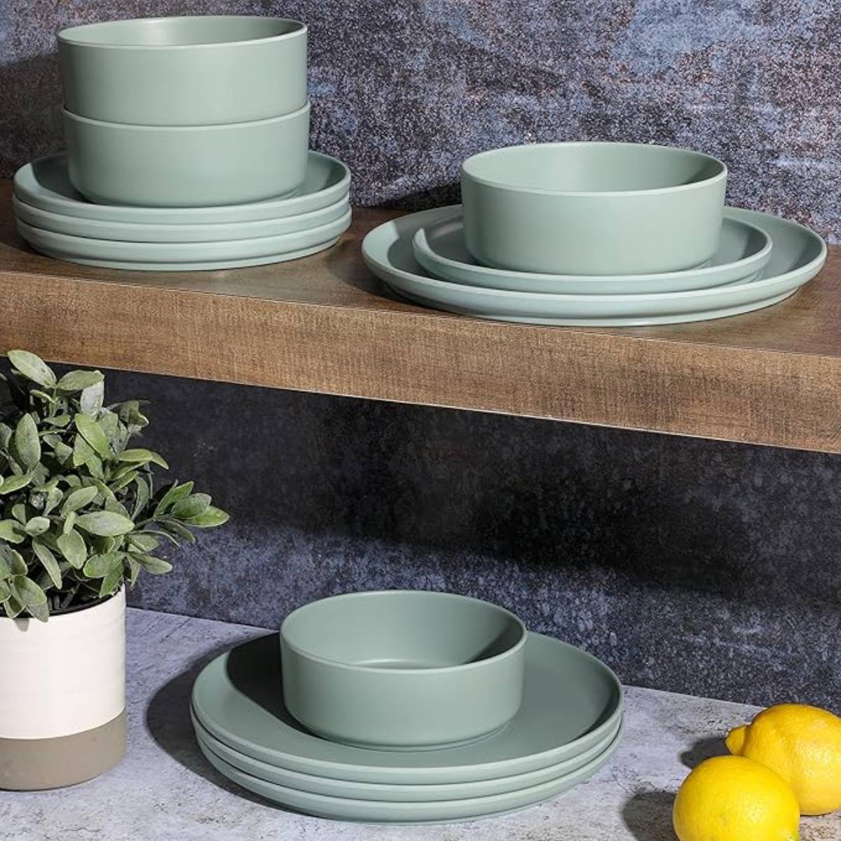 Gibson Home Crest Dinnerware Set (12-Piece) - Green