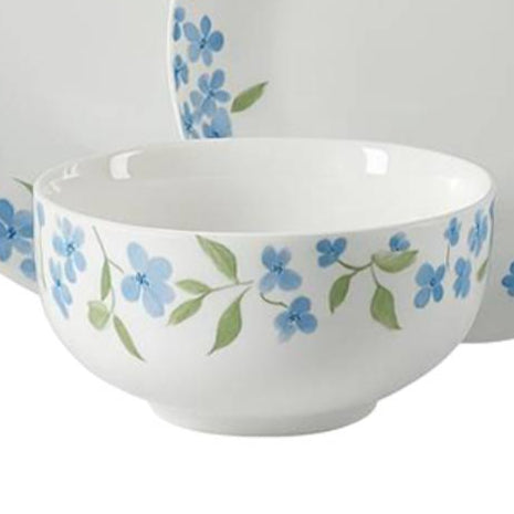 Gibson Home Garden Aisle Dinnerware Set (12-Piece) - White