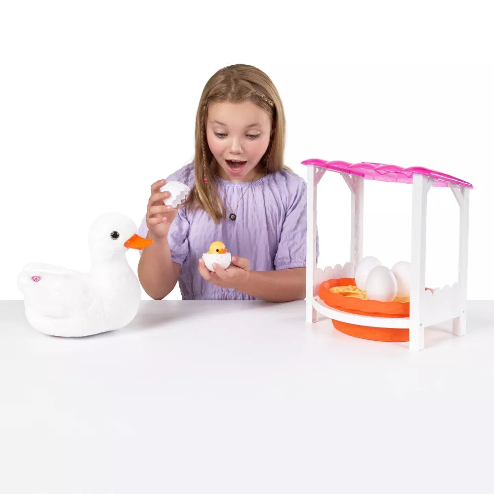 Pets Alive Mama Duck and Babies Toy Set