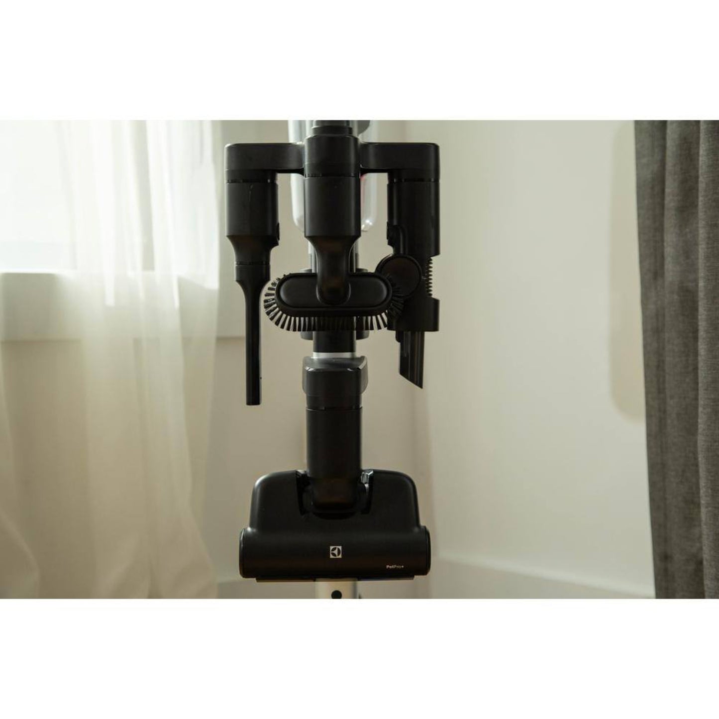 Electrolux EHVS85P3AG Ultimate800 Pet Cordless Stick Vacuum - Urban Gray