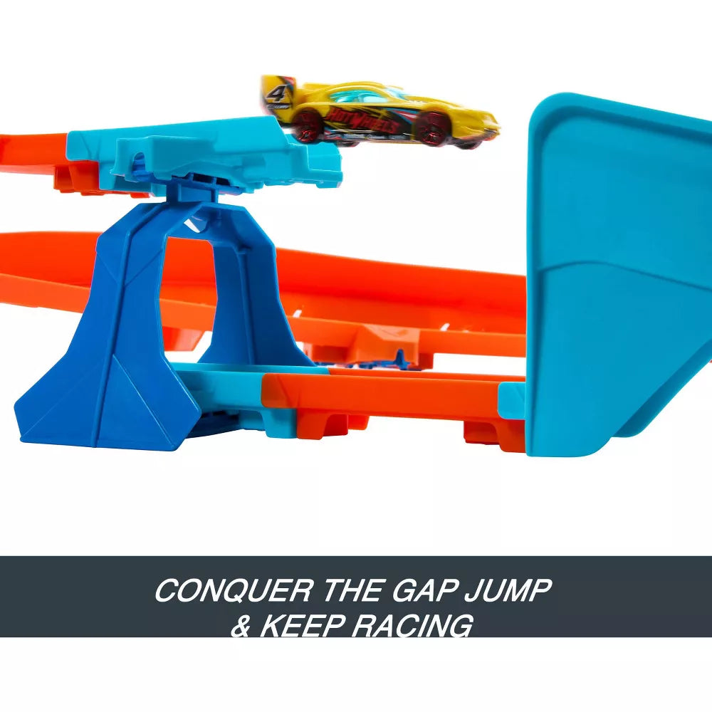 Mattel Hot Wheels Track Creator Boosted Jump Speedway Set with 1:64 Scale Toy Car and Motorized Booster