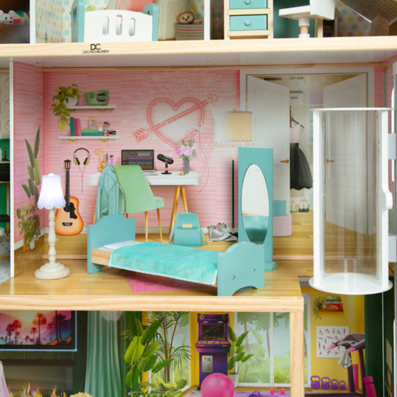 Delta Children Deluxe Maui Dollhouse with Accessories