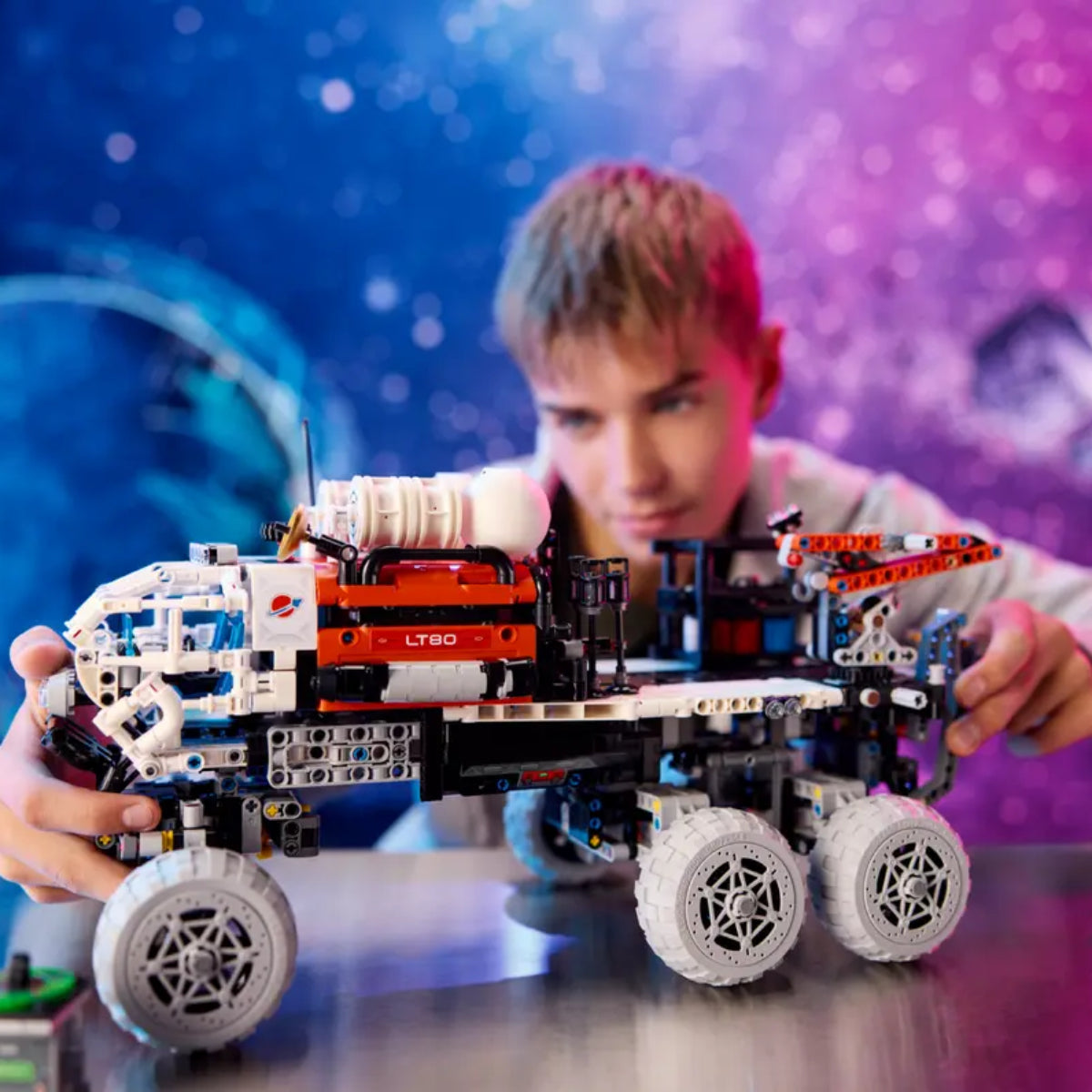 Juego de construcción LEGO Technic Mars Crew Exploration Rover (1599 piezas)