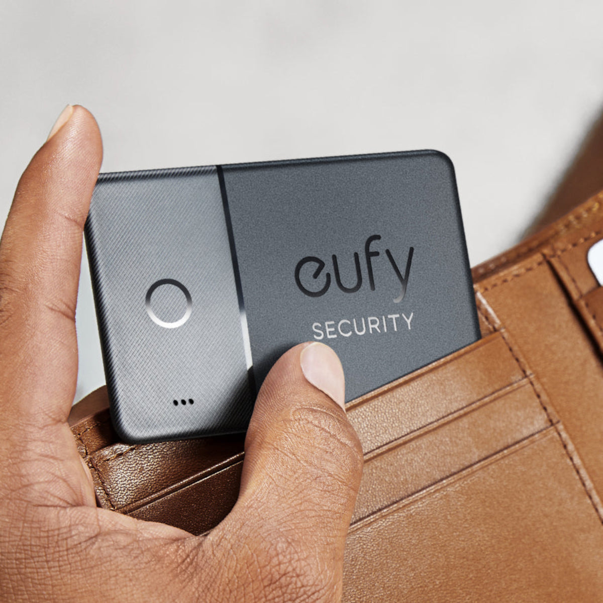 eufy T87B2011 Security SmartTrack Card with Ultra-Loud Alarm - Black