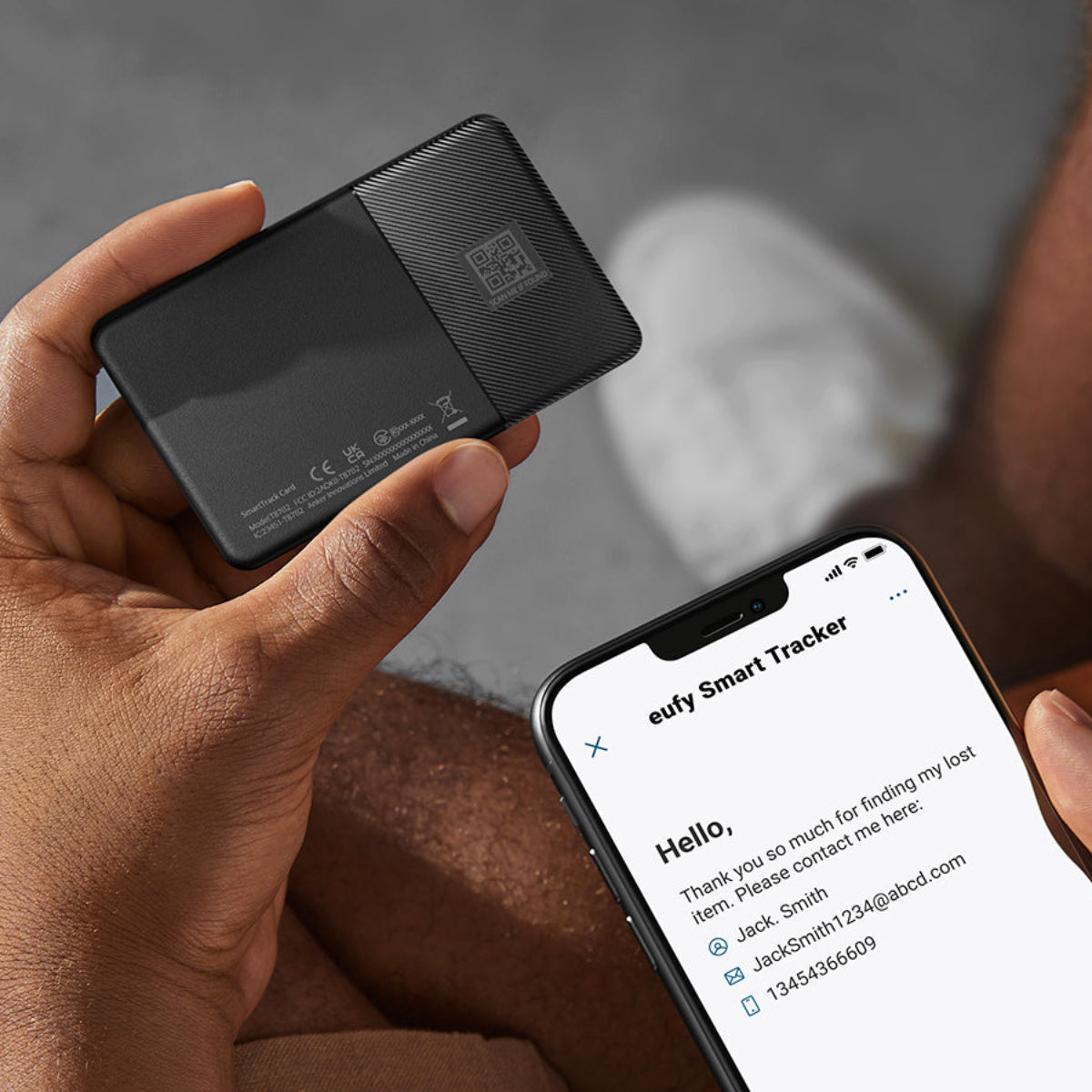 eufy T87B2011 Security SmartTrack Card with Ultra-Loud Alarm - Black