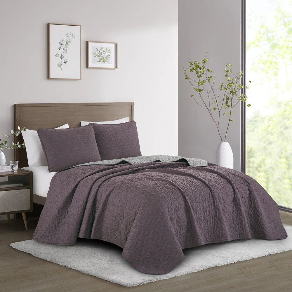 Esca Lada Queen Size 3-Piece Microfiber Reversible Bedspread Set - Purple