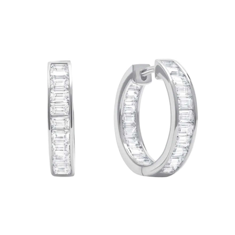 Aros de circonitas cúbicas de 4 ct para mujer con forma de baguette paralela de Crislu en plata de ley 925 bañada en platino puro