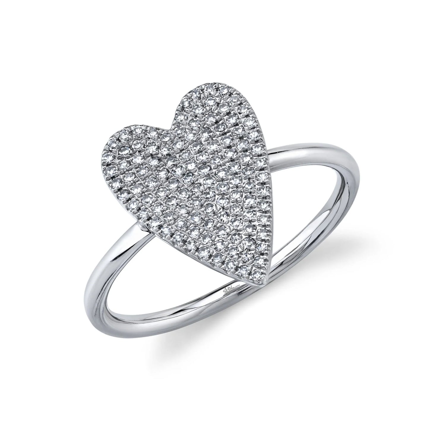 Anillo de oro blanco de 14 quilates con pavé de diamantes en forma de corazón de 0,26 ct de Shy Creation Kate