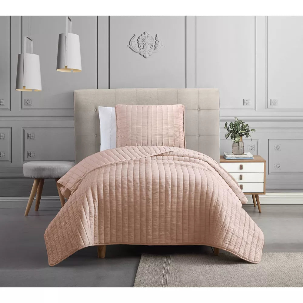Riverbrook Home 3-Piece Moonstone Quilt Bedding Set - Pink