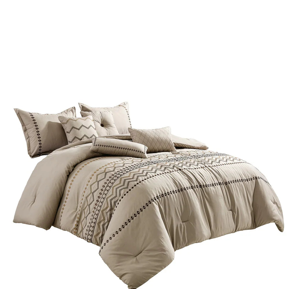 Esca Umnia Luxury Queen Size 7-Piece Comforter Set - Brown
