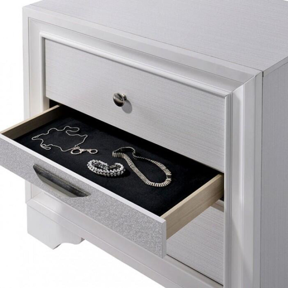 Chrissy 26" Nightstand with 3 Drawers by Furniture of America - White