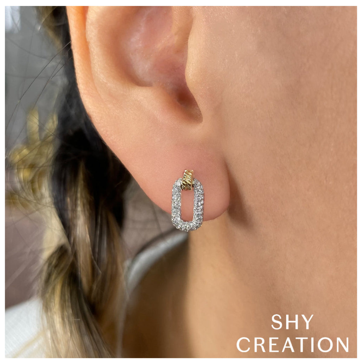 Shy Creation Kate Women's 0.29 ct. Diamond Earring in 14k Two-Tone Gold