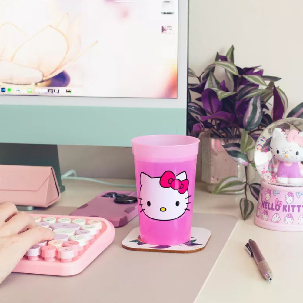 Sanrio Hello Kitty Color-Change Plastic Cup Set (4-Pieces)