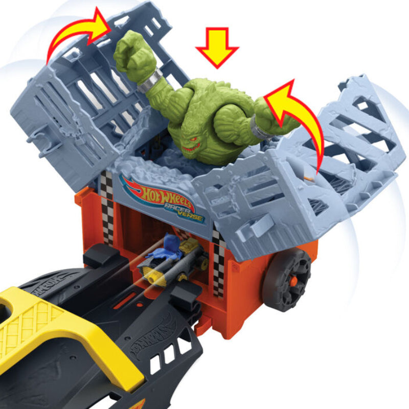 Hot Wheels RacerVerse Batman's Escape Chase Vehicle Transforms Track Set with 2 Die-Cast Toy Cars