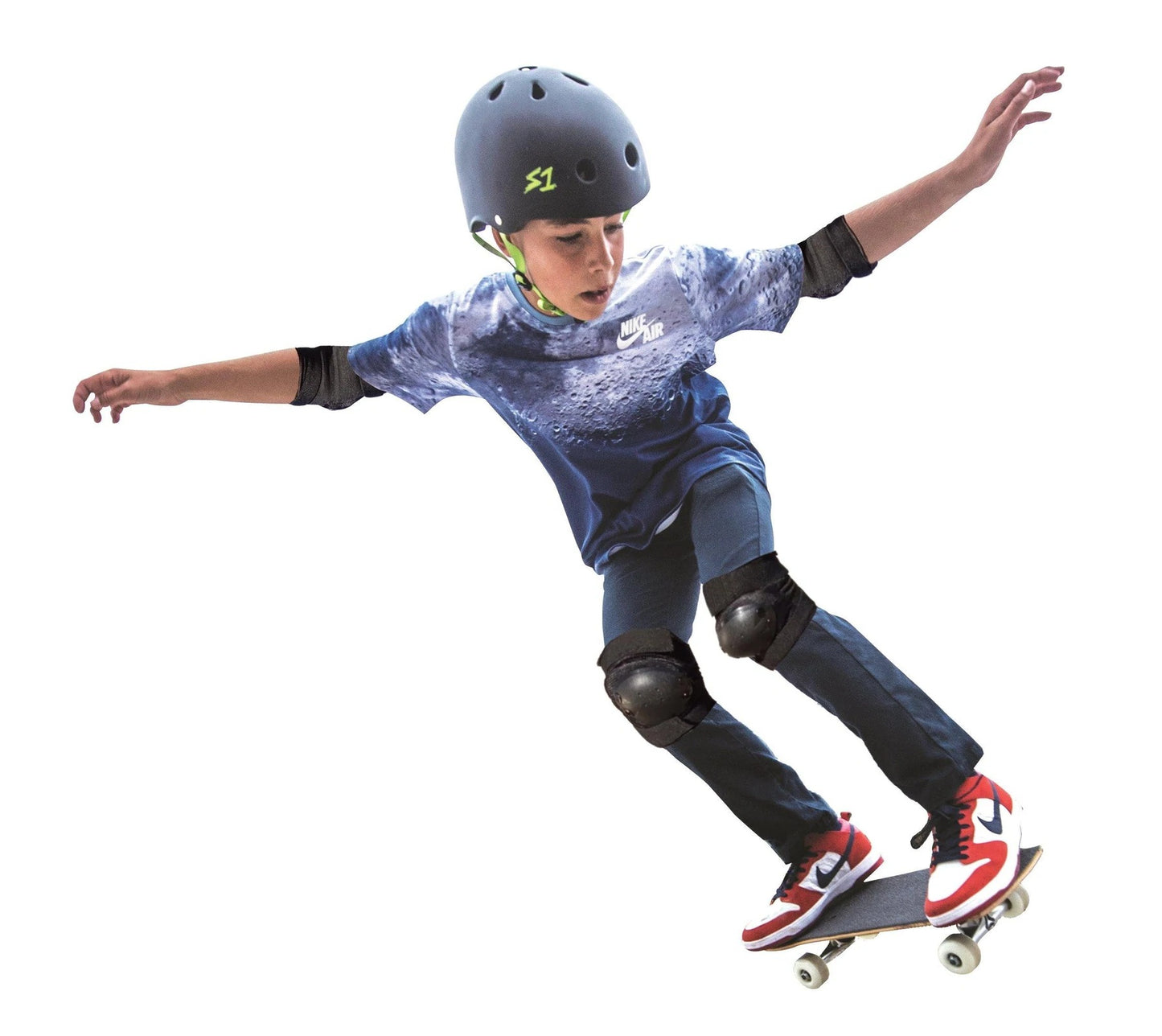 ¡Bum! ¡Oh, oh!
Patineta compacta Locker Board de 17" - Negro y azul