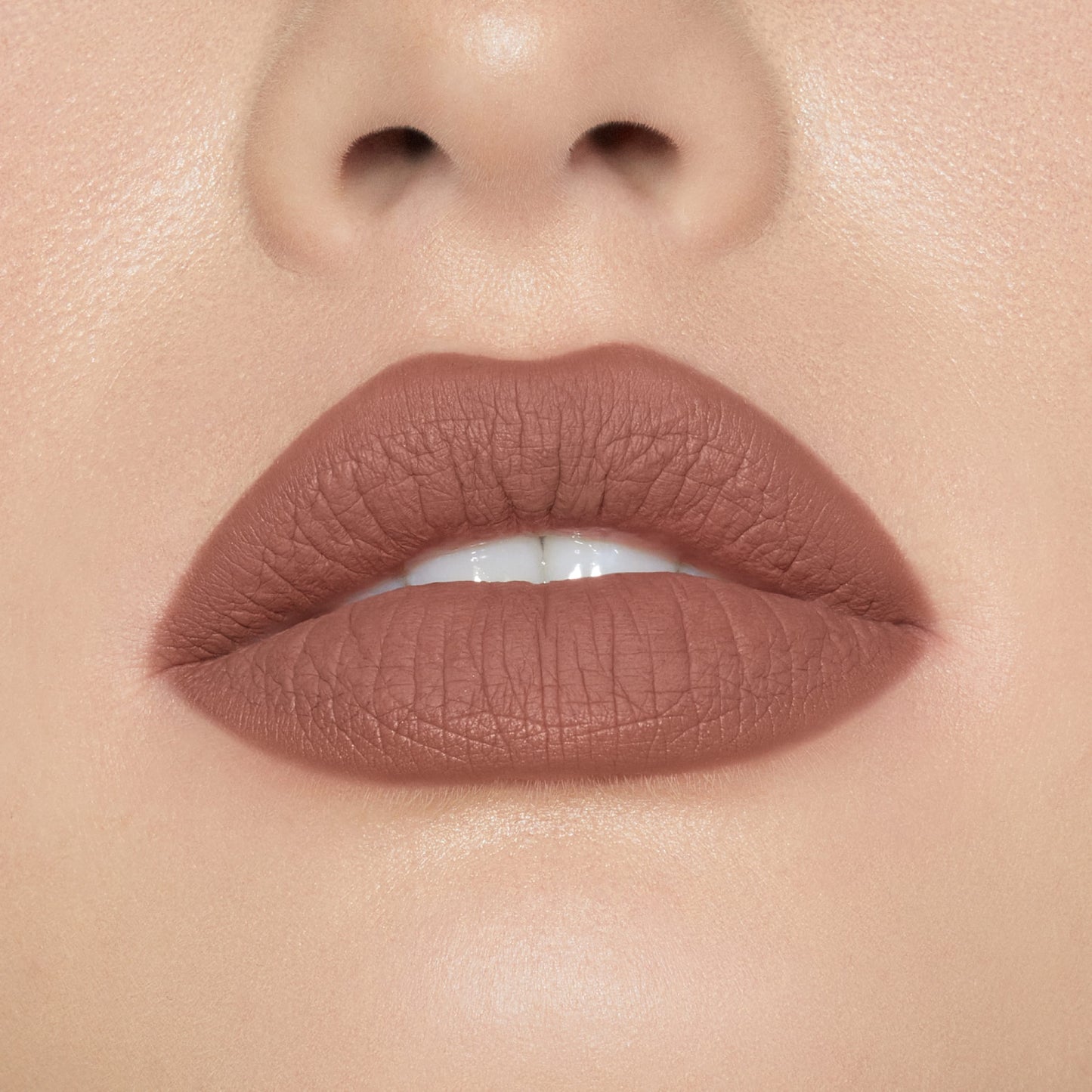 Lápiz labial líquido mate 100 Posie K de Kylie Cosmetics de 0,10 oz. - Resistente al agua