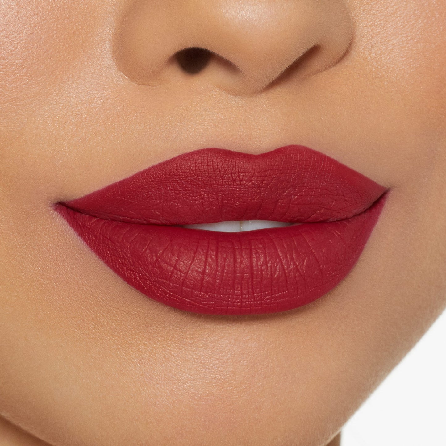 Lápiz labial líquido mate 100 Posie K de Kylie Cosmetics de 0,10 oz. - Resistente al agua