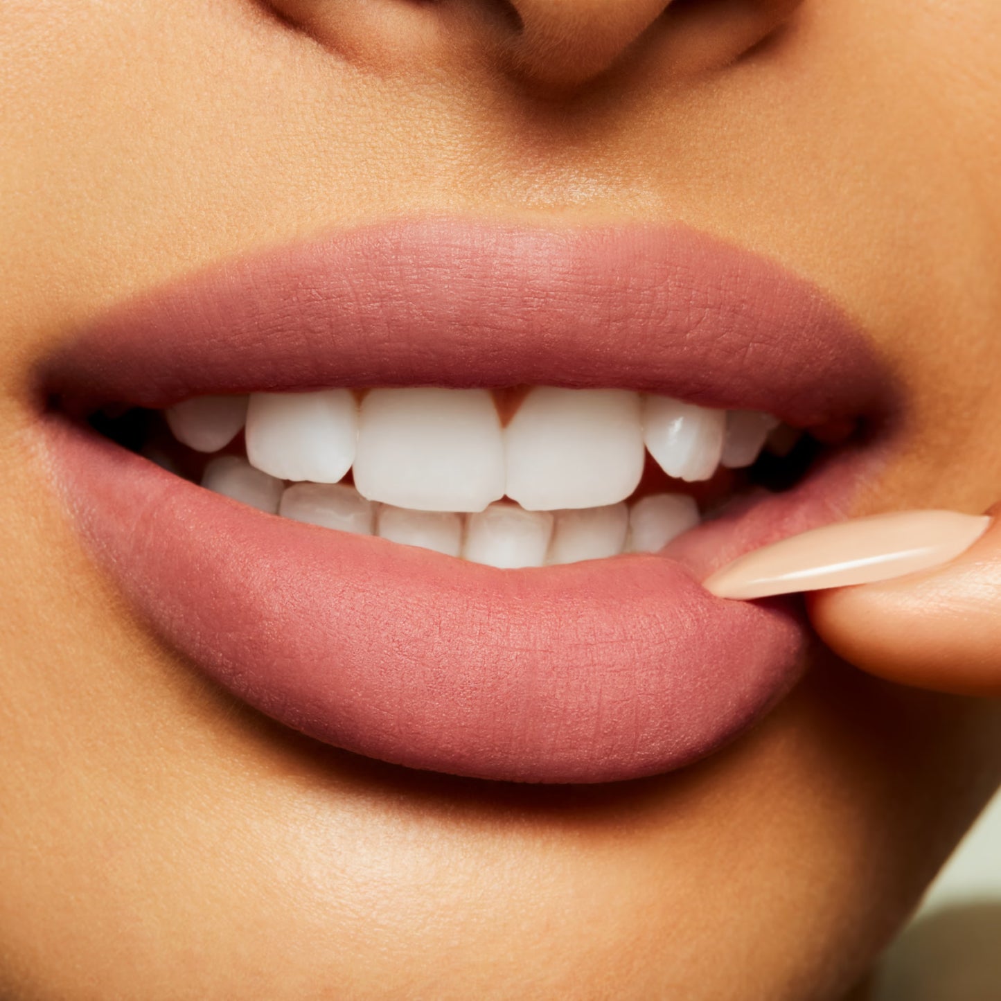 MAC Powder Kiss Liquid Lipstick - Date Maker