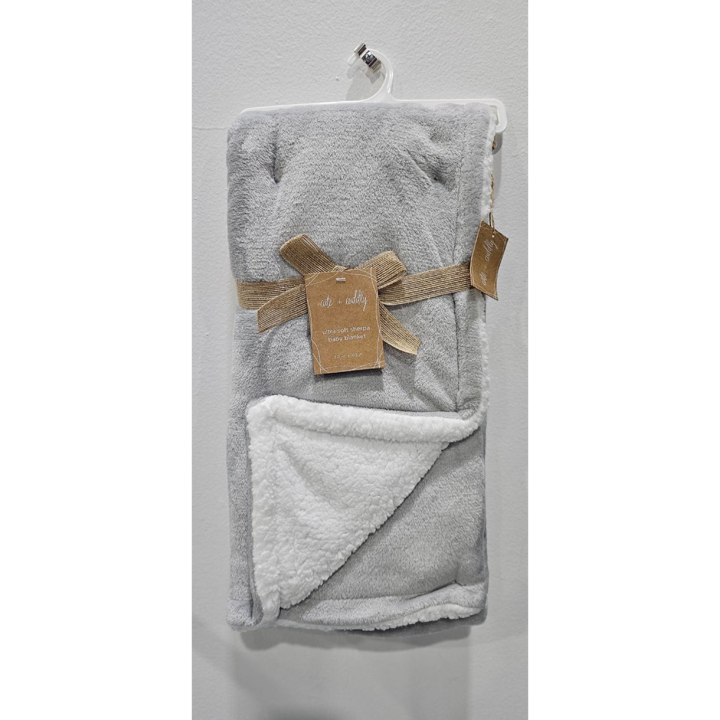 Manta de bebé de sherpa lisa de 30" x 40" de SL Home Fashions, color blanco