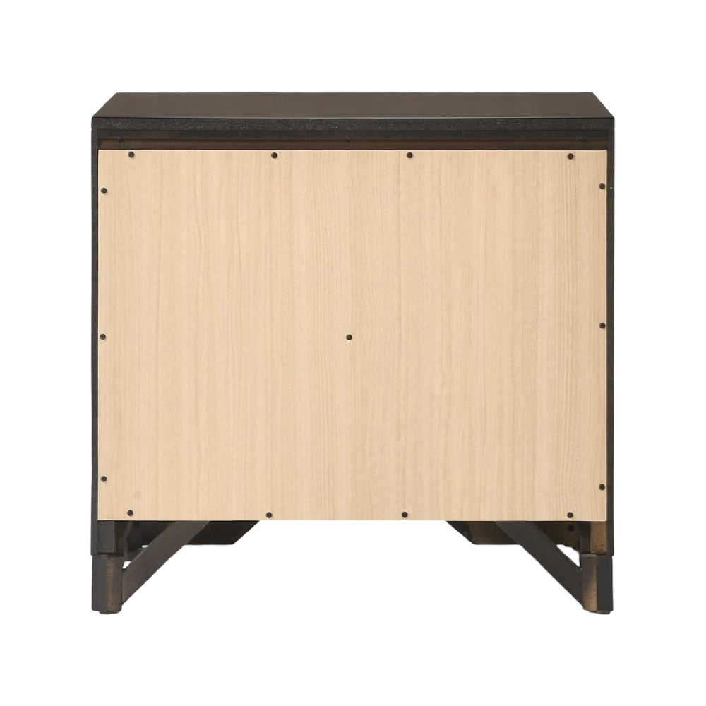 Cama Queen y 2 mesitas de noche de Best Home
