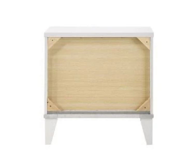 Colby Queen Bed + 2 Nightstands - White