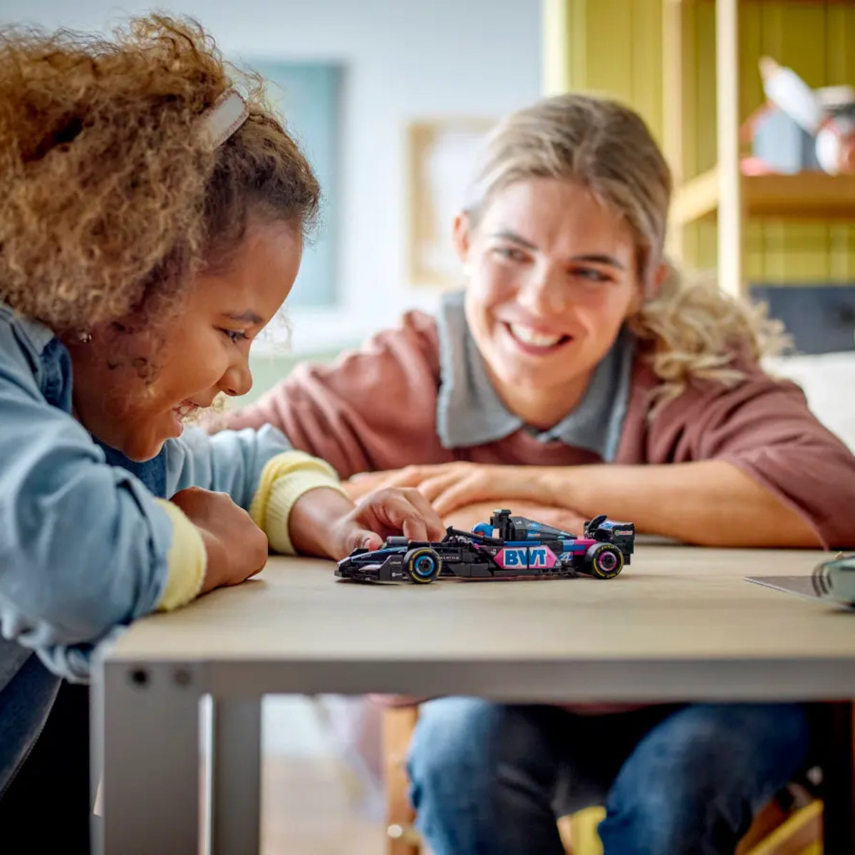 LEGO Speed Champions BWT Alpine F1 Team A524 Race Car Building Toy Set (258-Pieces)