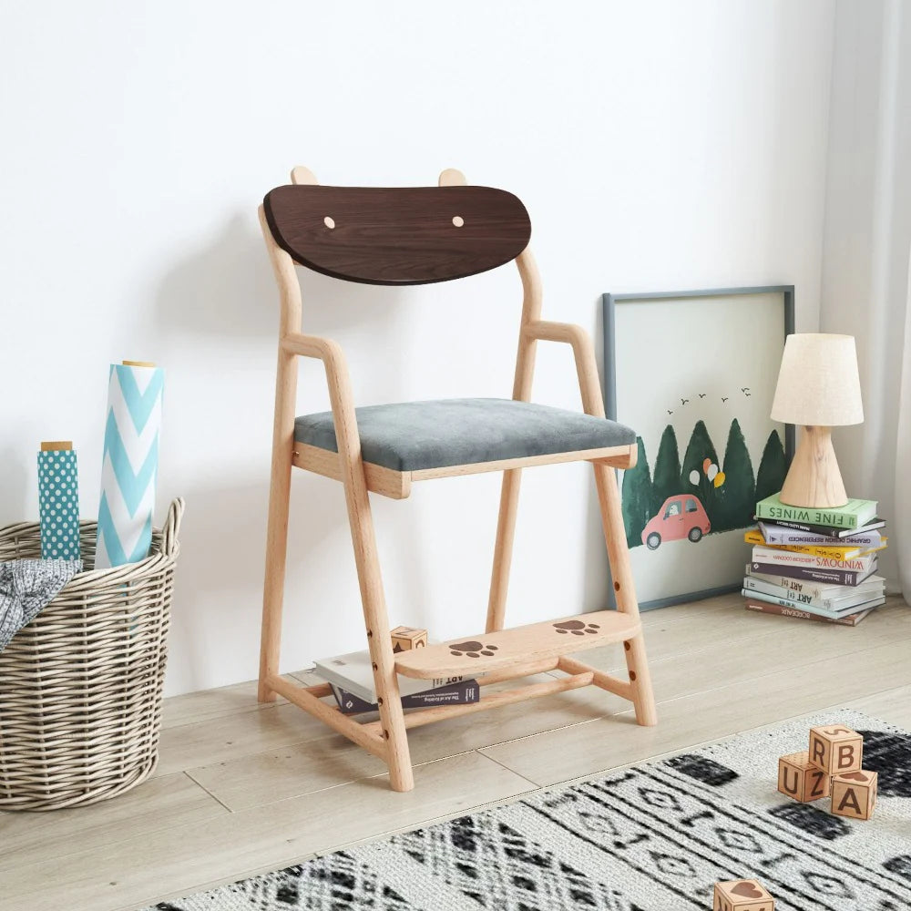 Cartoon Desk and Chair by Best Home