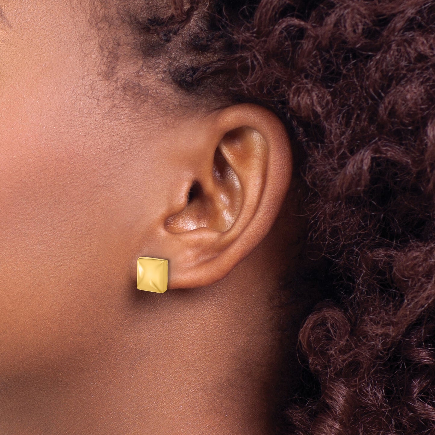 Pendientes de botón con forma cuadrada abullonada y hueca para mujer de Leslie en oro amarillo de 14 quilates