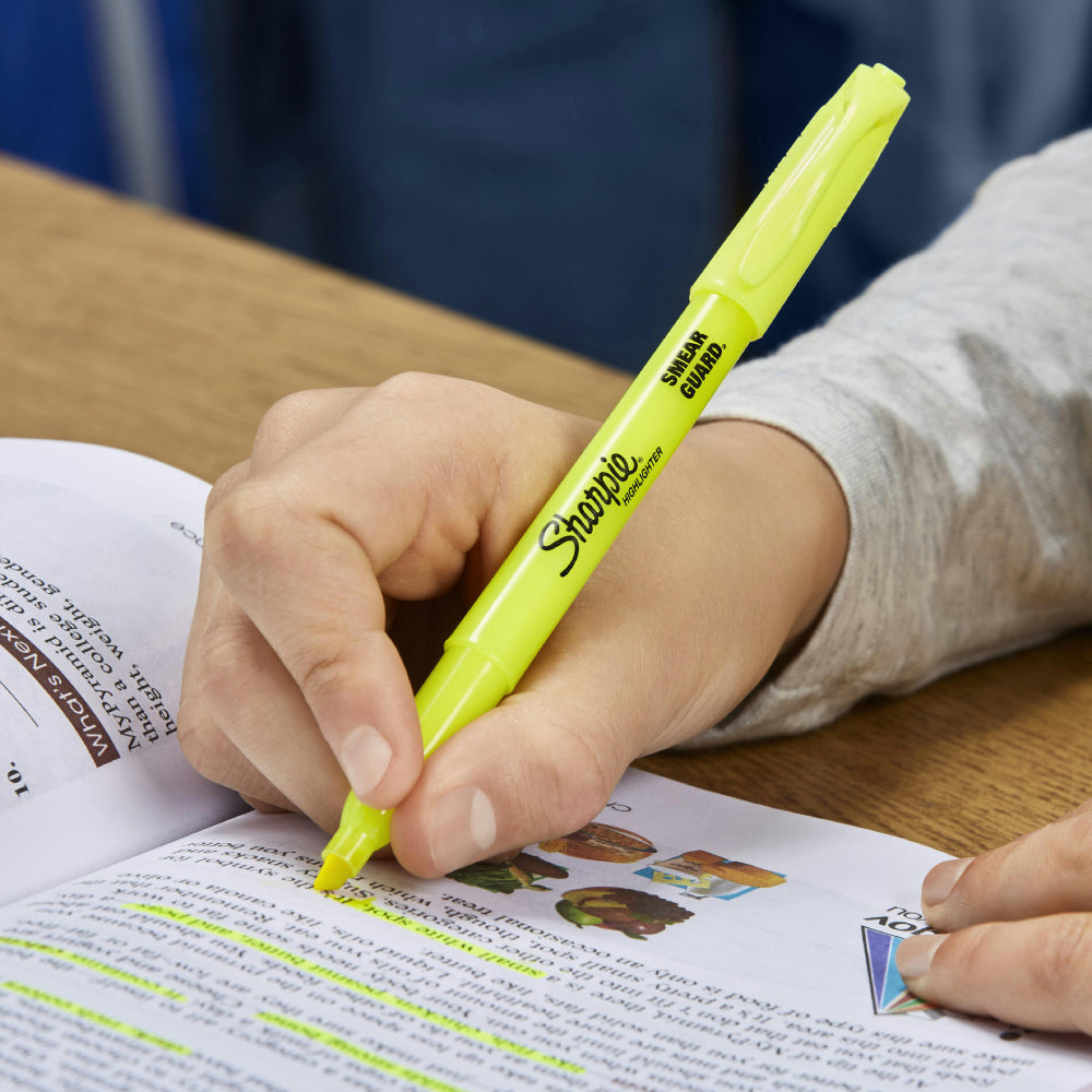 Marcadores de bolsillo con punta biselada Sharpie (juego de 2) - Amarillo