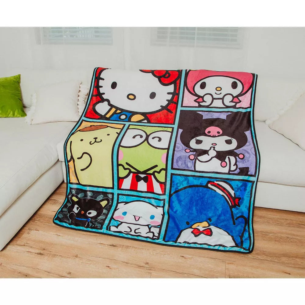 Manta polar extragrande de Sanrio Hello Kitty y sus amigos de 54" x 72"