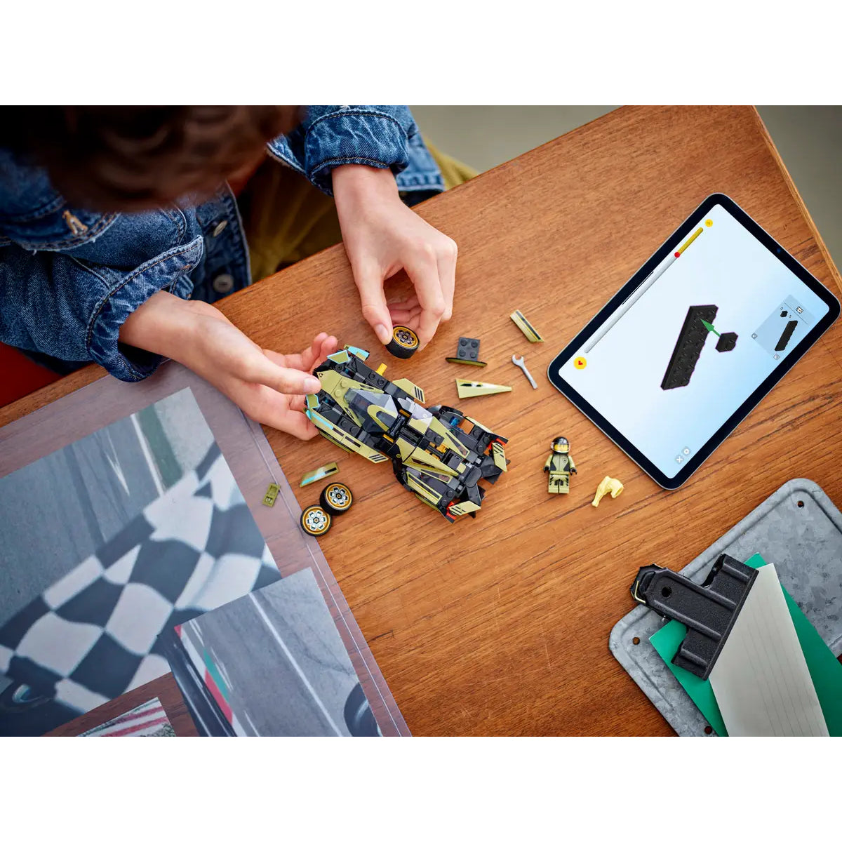 LEGO Speed Champions Lamborghini Lambo V12 Vision GT Super Formula 1 Car Building Toy Set (230-Pieces)