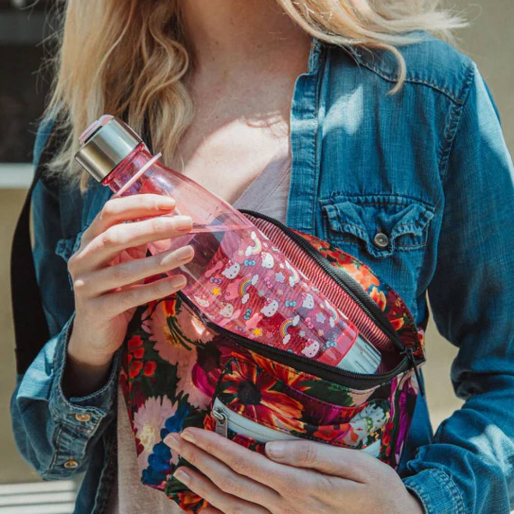 Sanrio Hello Kitty Pastel Star Toss 20 oz Print Water Bottle With Lid - Pastel Pink