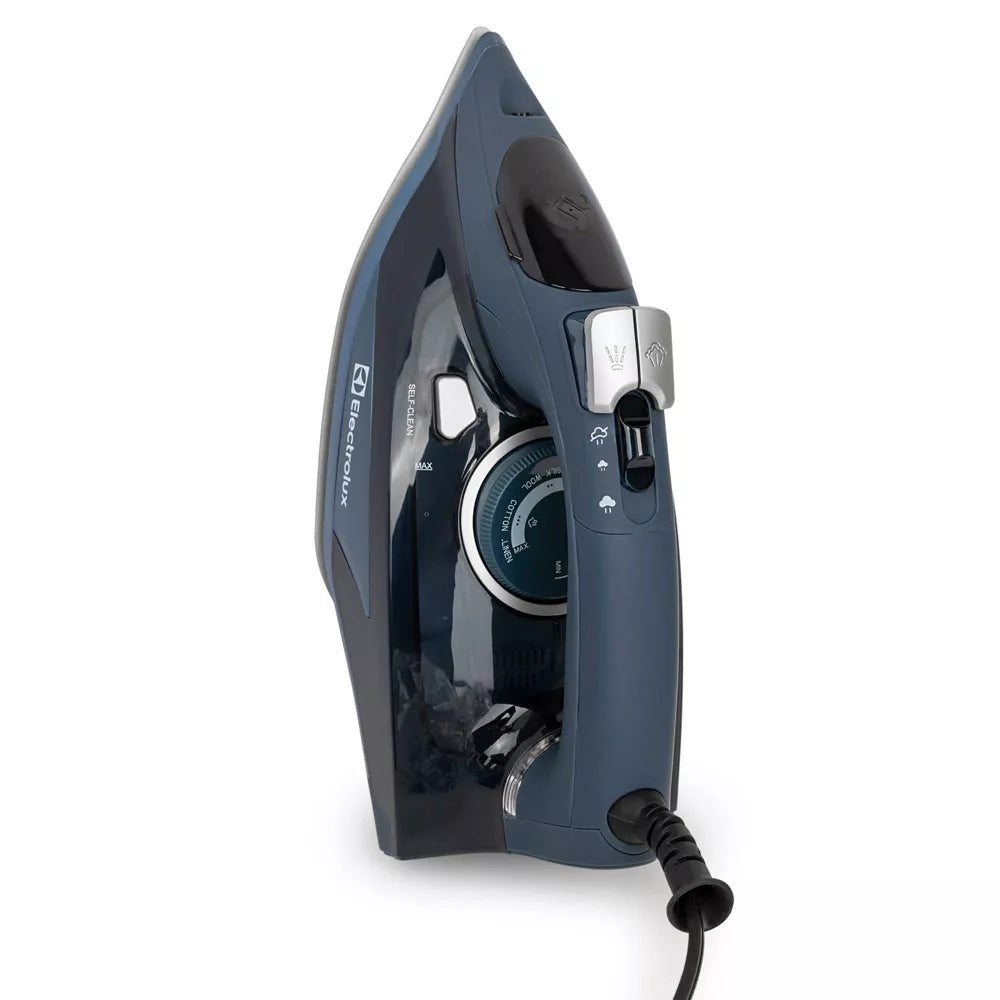 Electrolux LX-1700 Essential Iron with powerful burst of steam - Blue