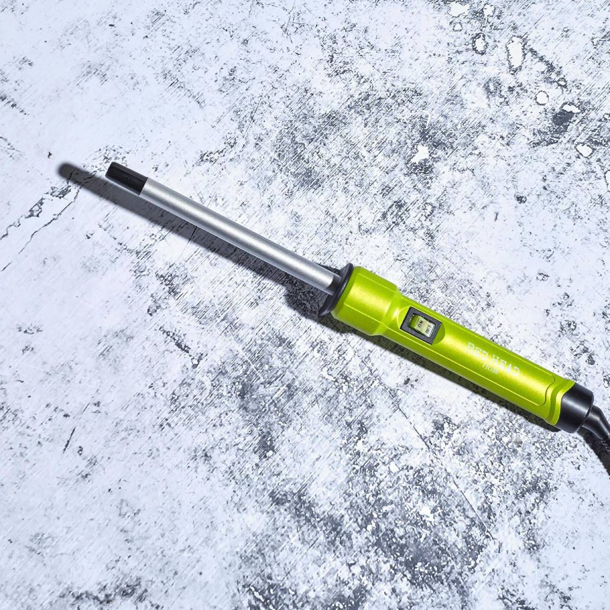 Bed Head BH391N1 Curlipops Skinny Pop Styling Iron with Protective Glove - Neon Yellow