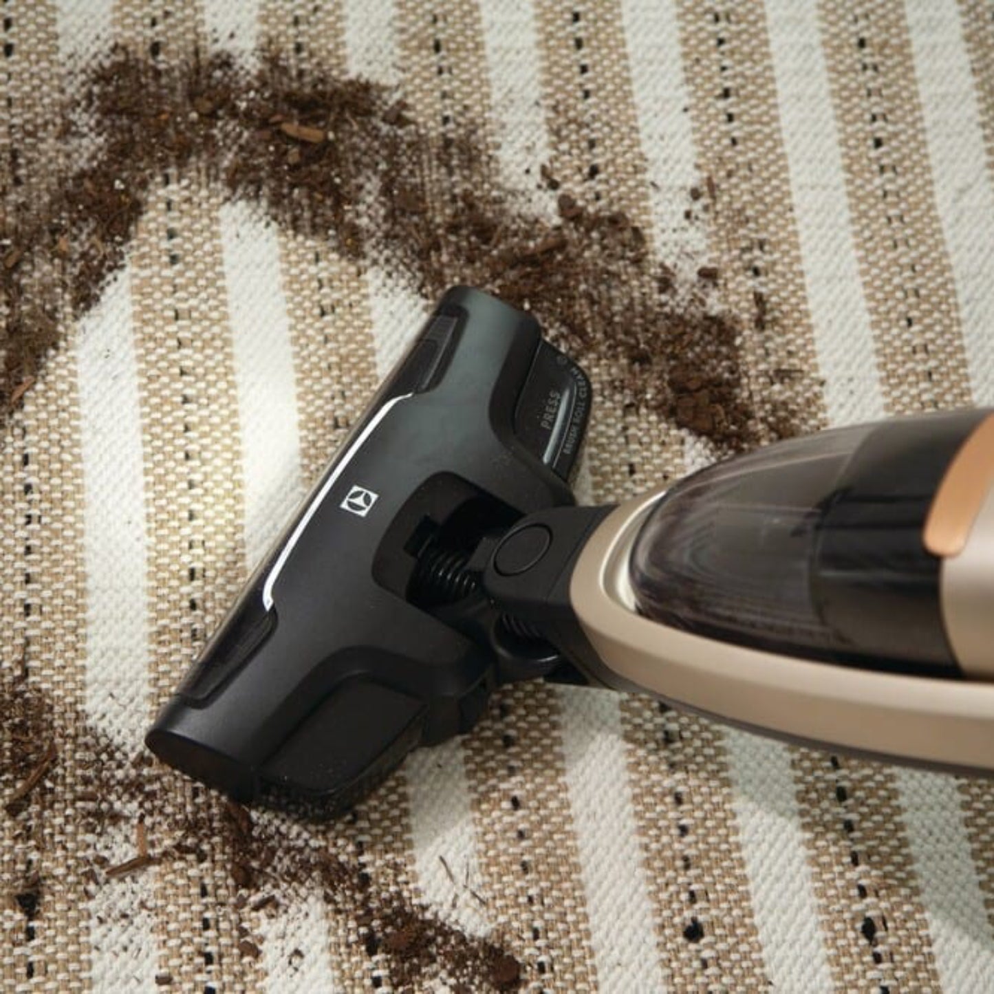 Electrolux EHVS35H2AQ WellQ7 Hard Floor Cordless 2-in-1 Stick Vacuum - Soft Sand