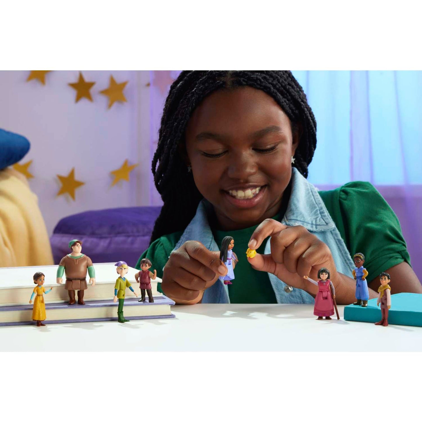 Minijuego de muñecas Disney Wish The Teens con 8 muñecas articuladas y figura de estrella