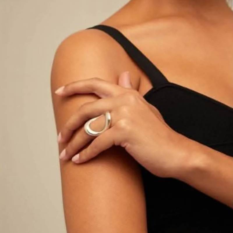 UNOde50 Grateful Women's Central Oval Ring in Metal