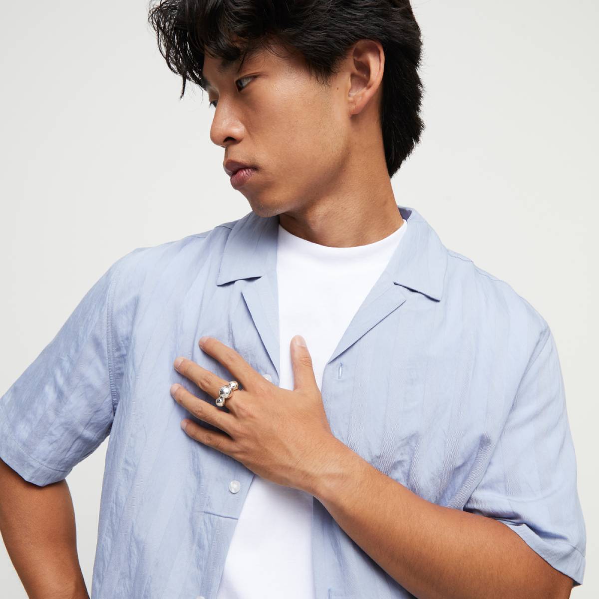 UNOde50 Ser Intrepida Unisex Three Central Beads Ring in Metal