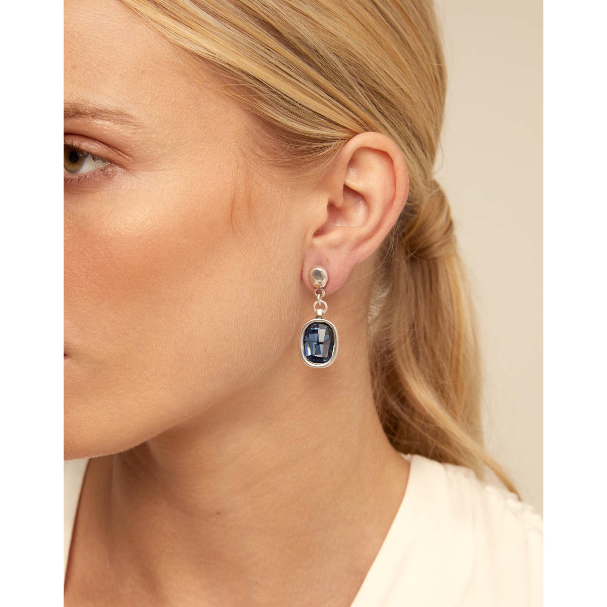 UNOde50 Women's Faceted Crystal Hanging Earrings in Sterling Silver-Plating over Metal