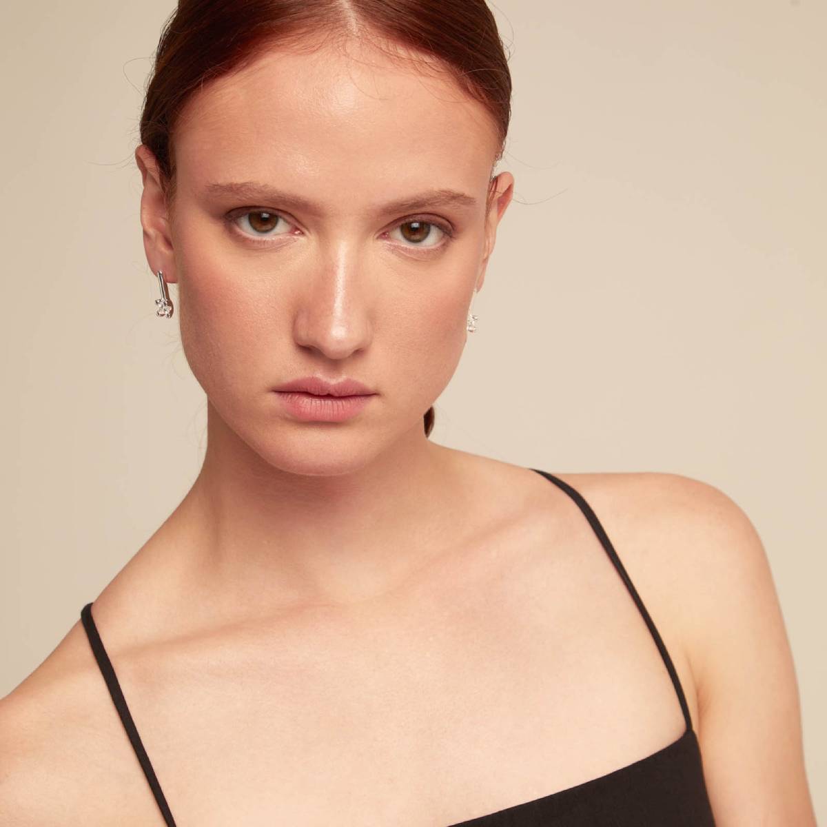 UNOde50 Spiritual Women's White Cubic Zirconia Drop Earrings in Metal Alloy