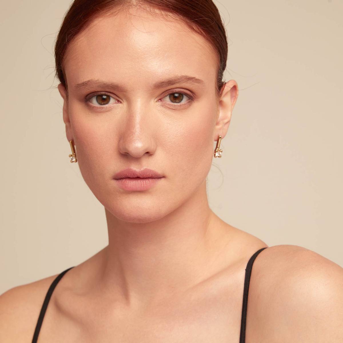 UNOde50 Spiritual Women's White Cubic Zirconia Drop Earrings in Metal Alloy