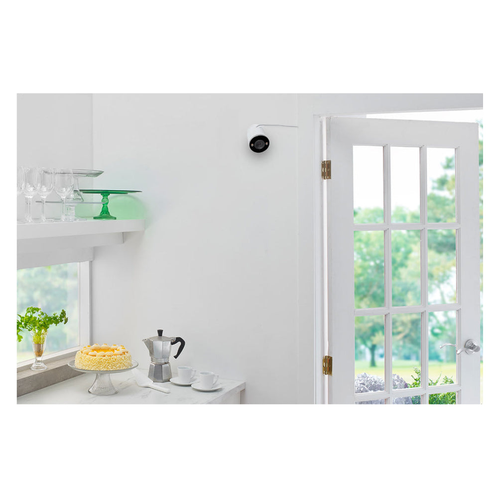 Cámara de seguridad Wi-Fi para interiores y exteriores Lorex 2K Spotlight, color negro y blanco