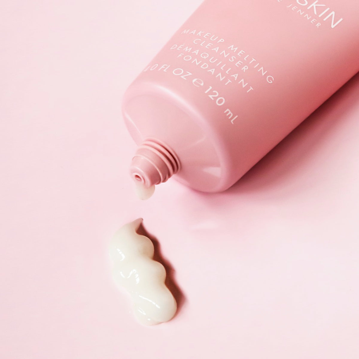 Kylie Cosmetics 4 oz Magic Makeup Melting Cleanser