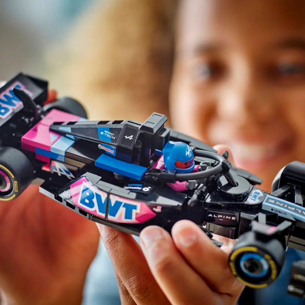 LEGO Speed Champions BWT Alpine F1 Team A524 Race Car Building Toy Set (258-Pieces)