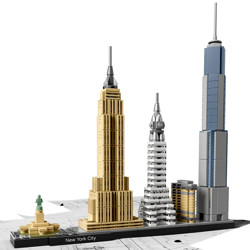LEGO Architecture New York City Skyline Building Toy Set (598-Piece)