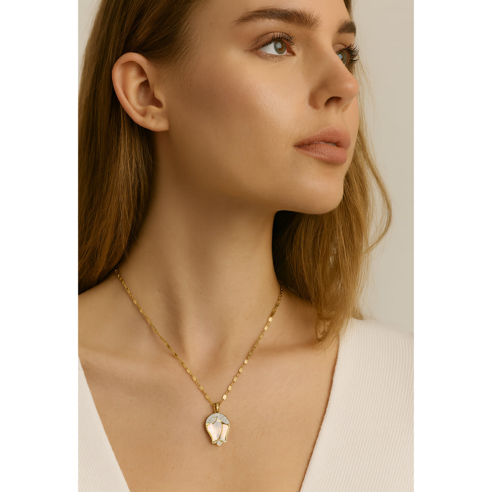 Shy Creation Kate Women's 0.06 ct. Diamond & 1.74 ct. Mother of Pearl Flower Sparkle Chain Necklace in 14K Yellow Gold