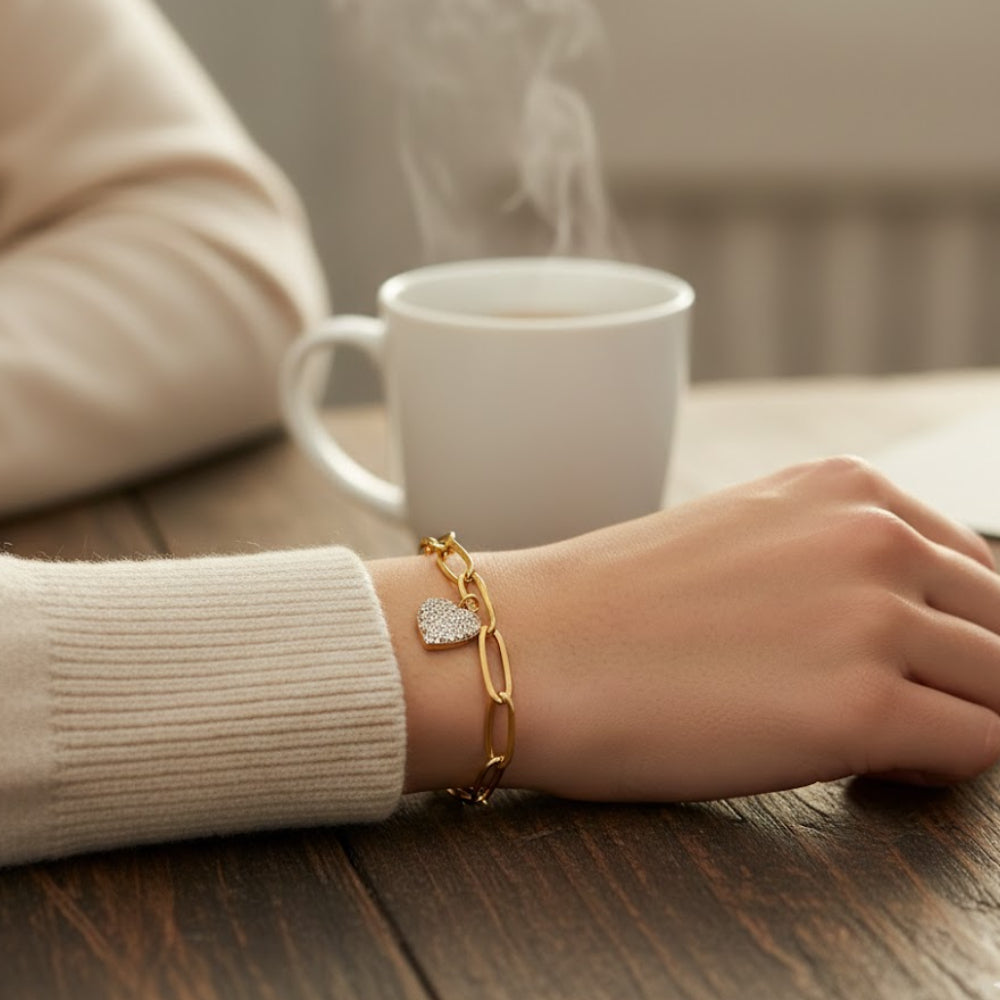 14K Women's Paperclip Heart Charm Bracelet in 10K Yellow Gold