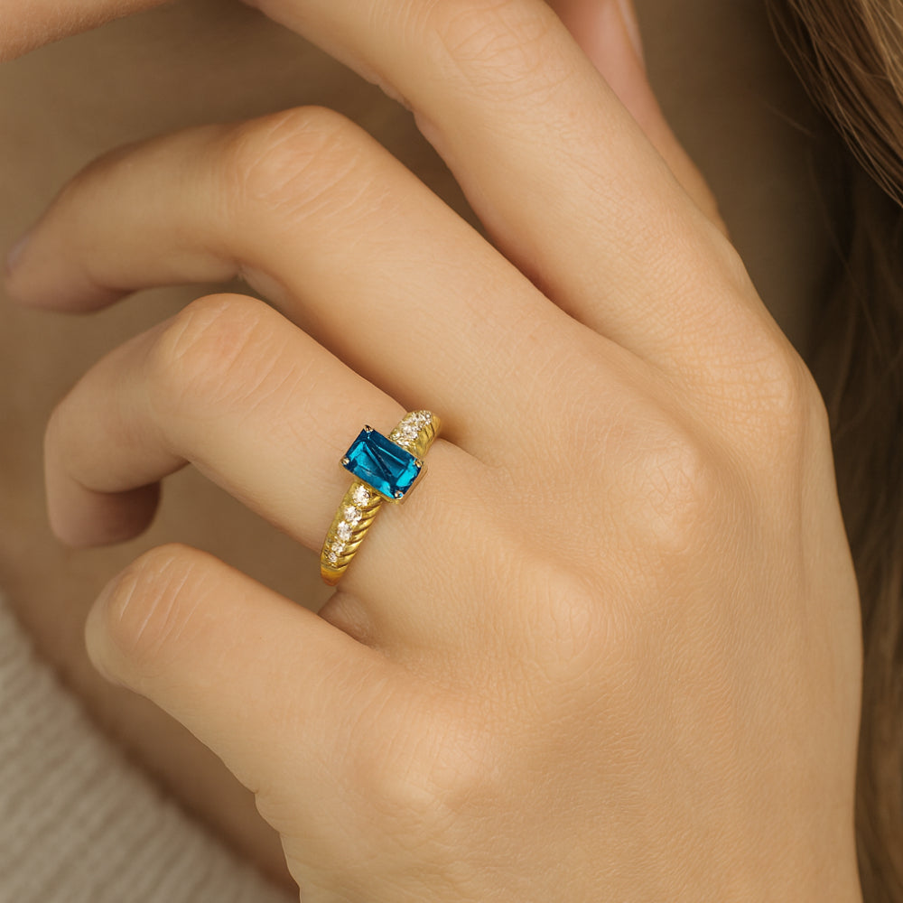 Le Vian 1 ct. Deep Sea Blue Topaz and 0.33 ct. Nude Diamonds Ring in 14K Honey Gold (Size 7)