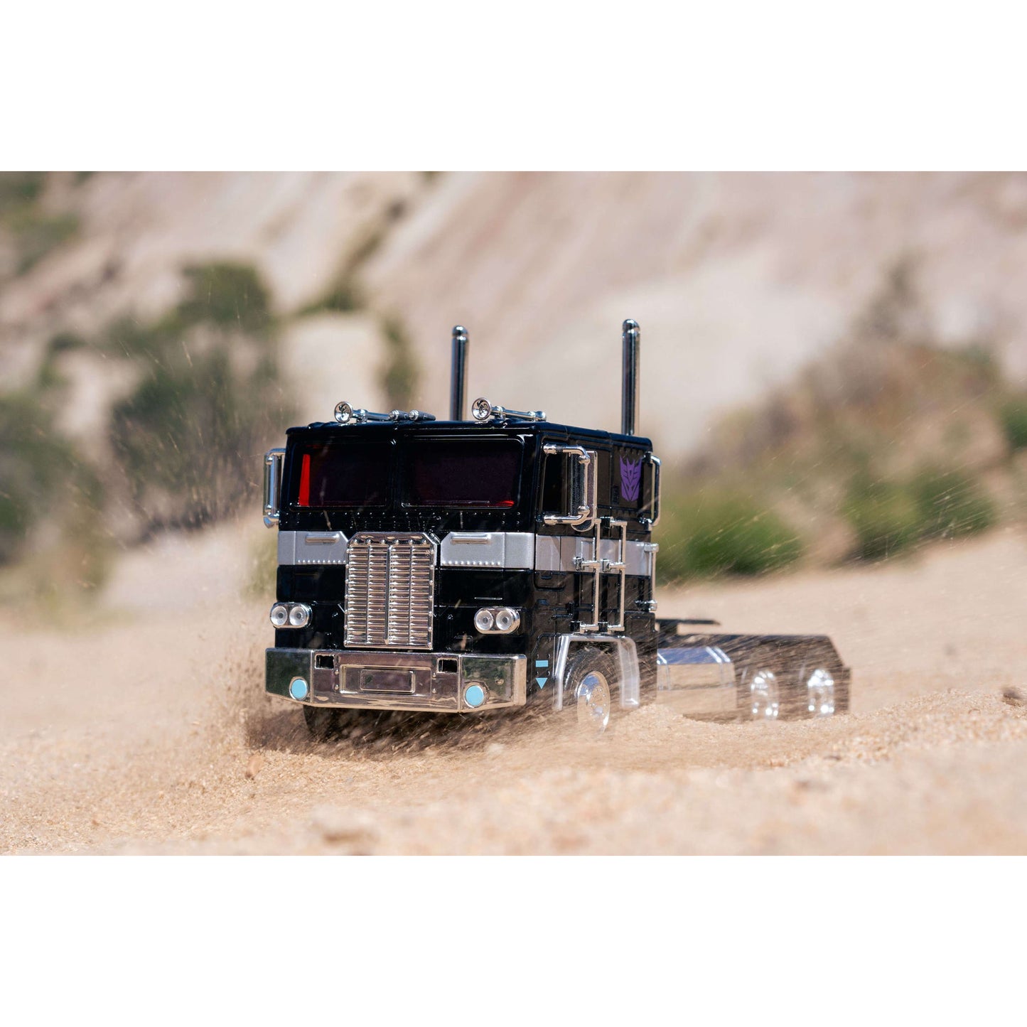 Jada Toys Transformers G1 1:24 Nemesis Prime Die-Cast Truck